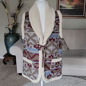 Cotton and Rye Outfitters Southwestern Print Sherpa Lined  Vest Size M